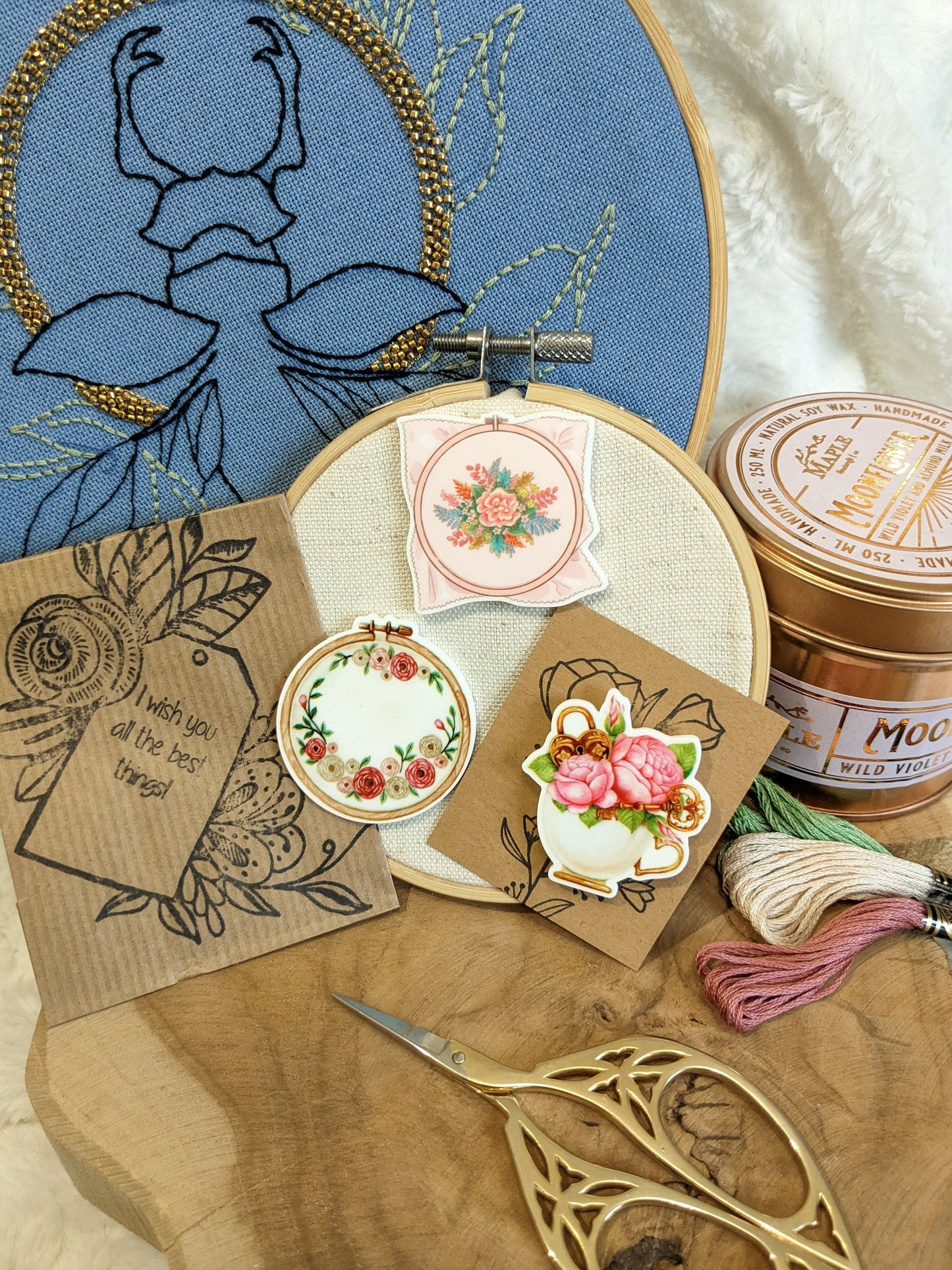 Magnetic needle holder / needle minder "Embroidered square", "Embroidery circle" or "Cup and peonies"
