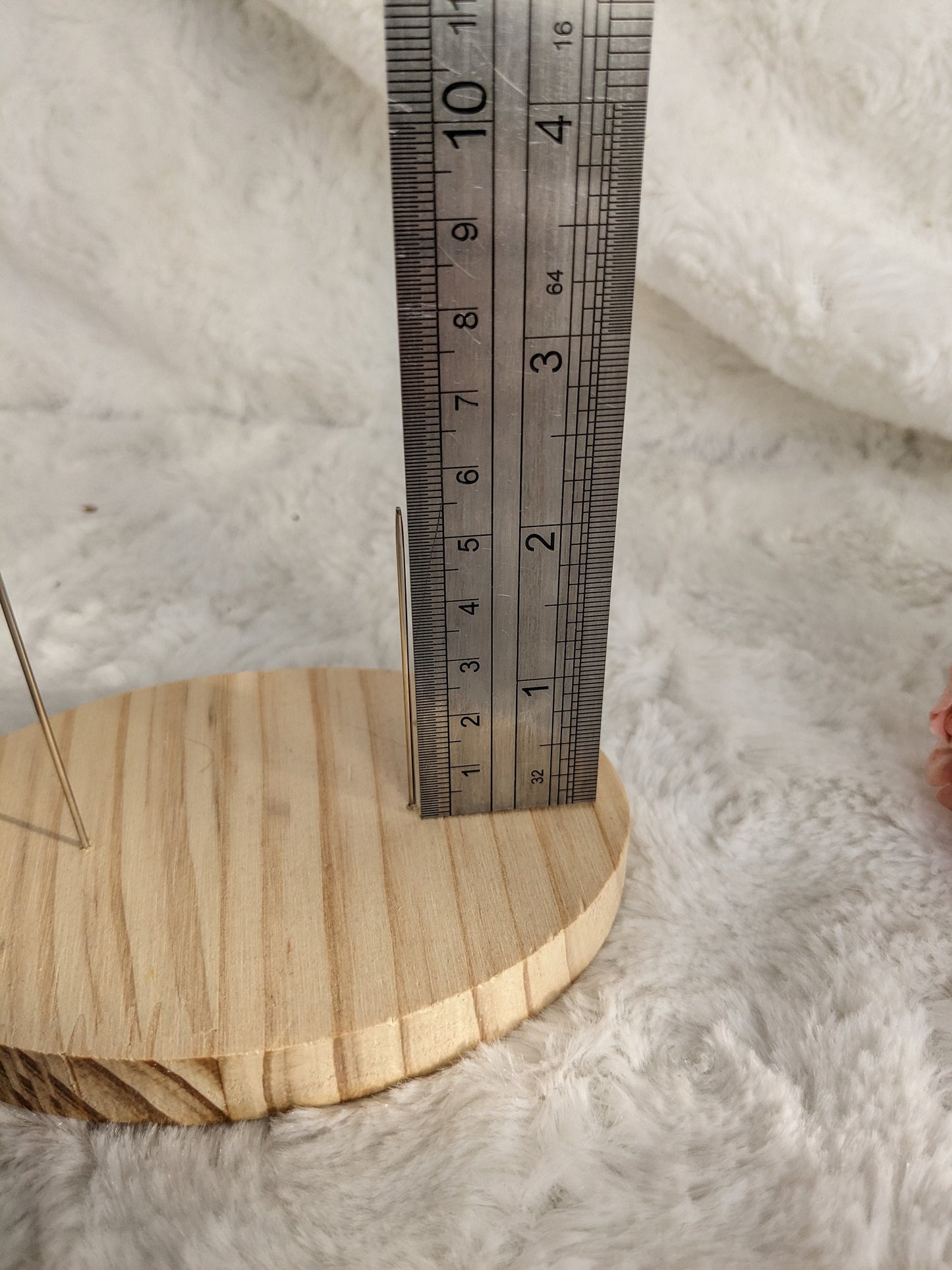 Large format wooden support for amigurumi / Crochet or knitting plush display