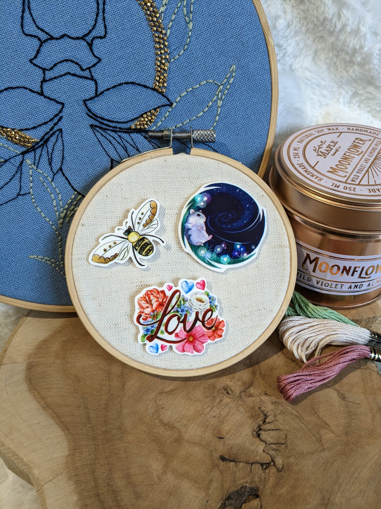 Magnetic needle holder / needle minder "Hamster under the stars", "Bee" or "Love"
