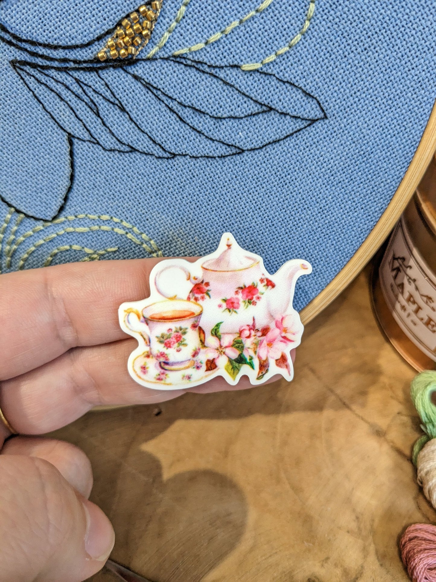 Magnetic needle holder / needle minder "Tea service", "Cup and padlock" or "Mouse"