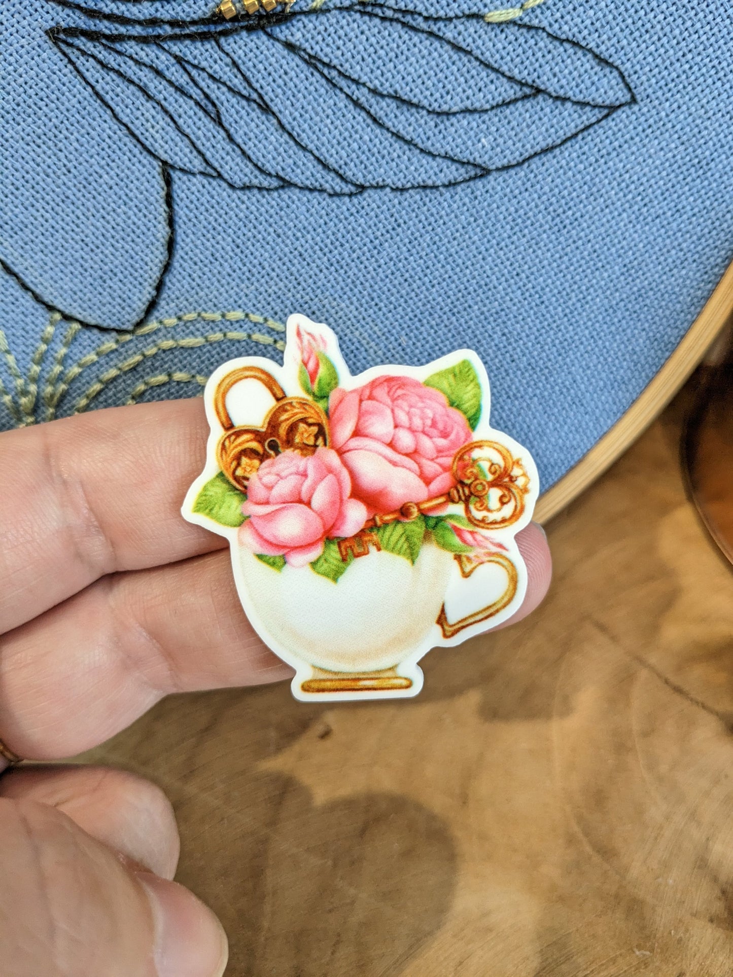 Magnetic needle holder / needle minder "Embroidered square", "Embroidery circle" or "Cup and peonies"