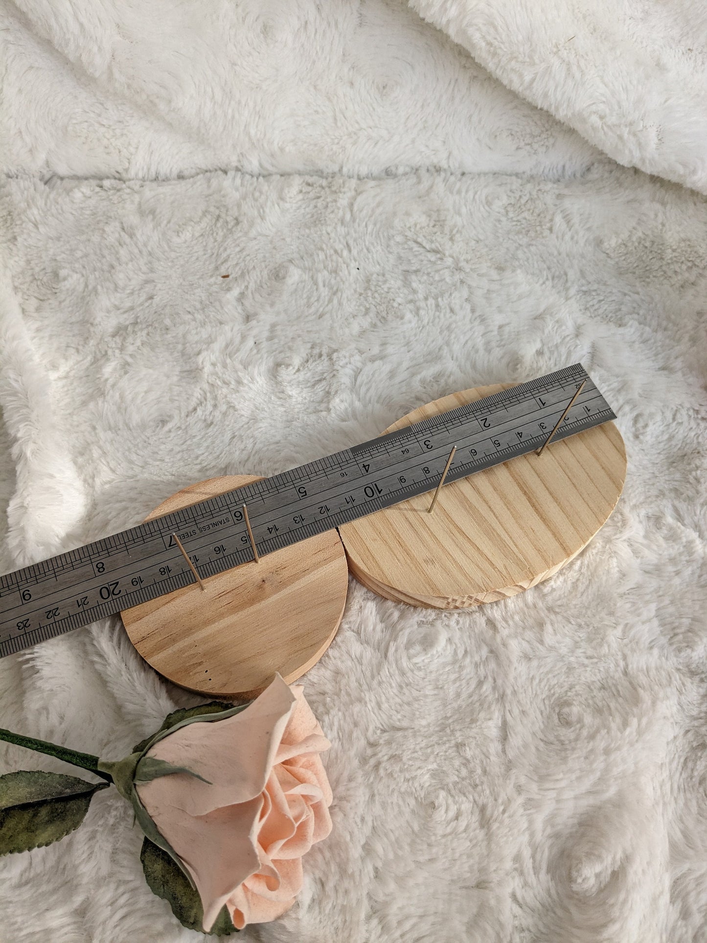 Large format wooden support for amigurumi / Crochet or knitting plush display