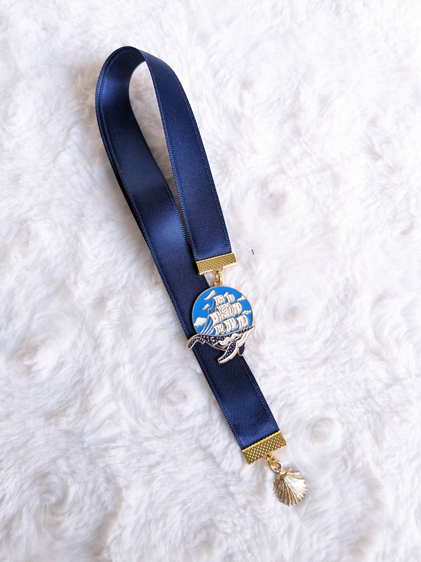 Anti-loss magnetic ribbon bookmark, model of your choice