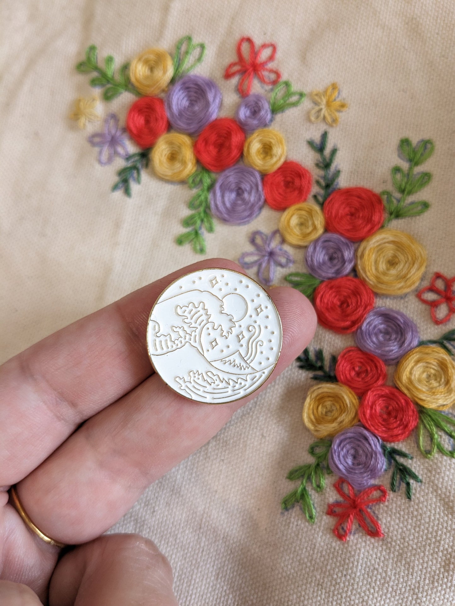 Magnetic needle holder / needle minder "Spring night", "Moth", "White" or "Lunar paw"