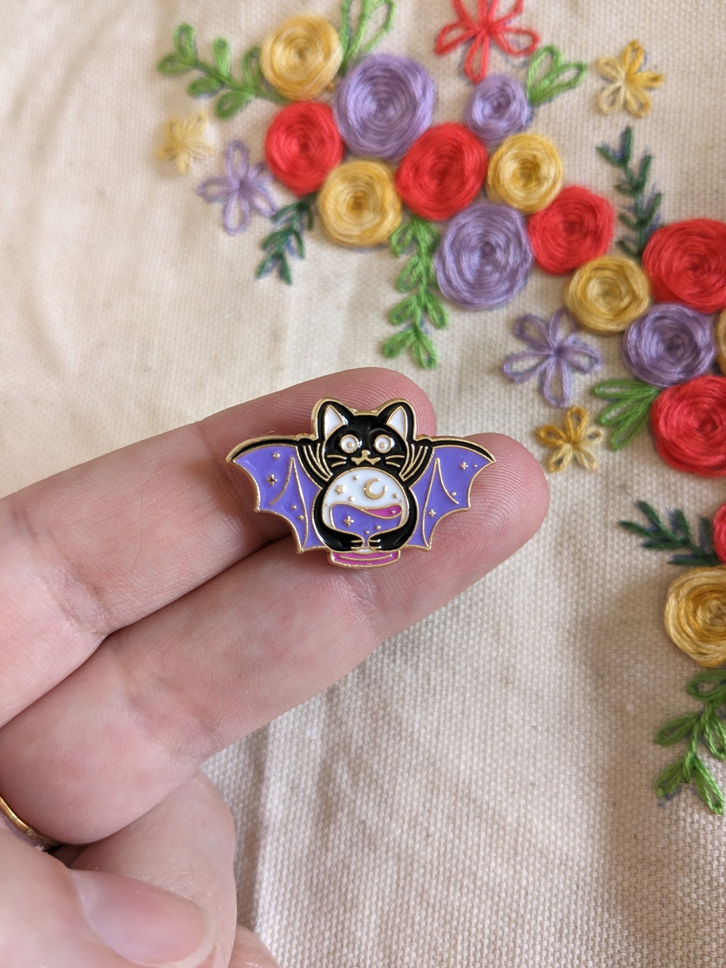 Magnetic needle holder / needle minder "Celestial whale", "Jaws of the sea", "Cloudy cat", "Butterfly cat" or "Bat cat"