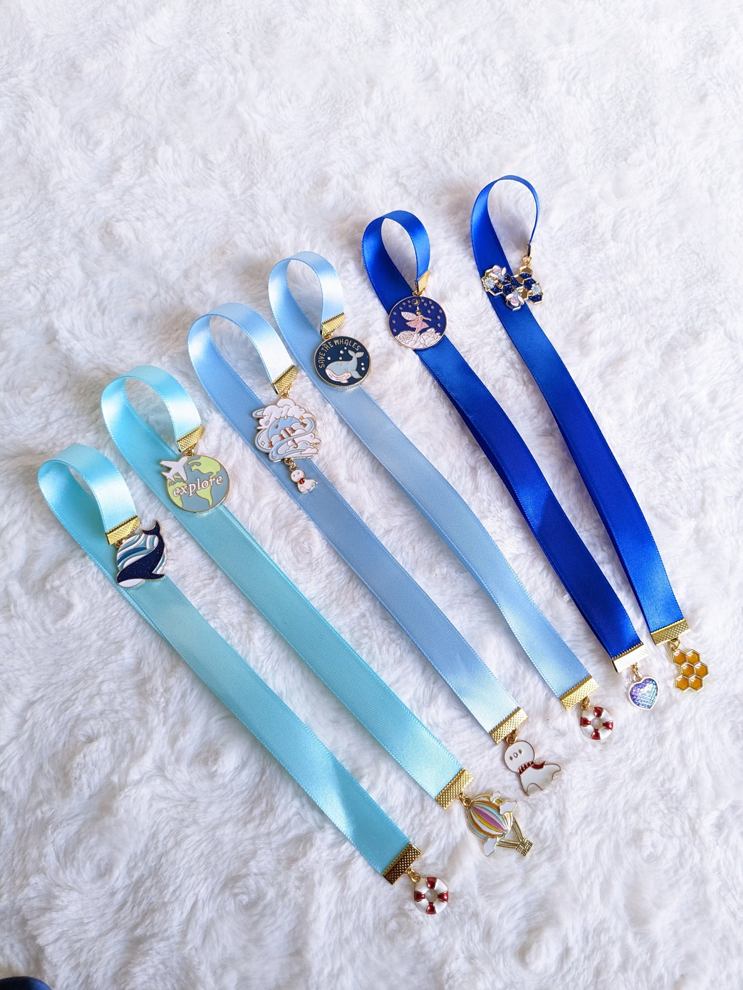 Anti-loss magnetic ribbon bookmark, model of your choice