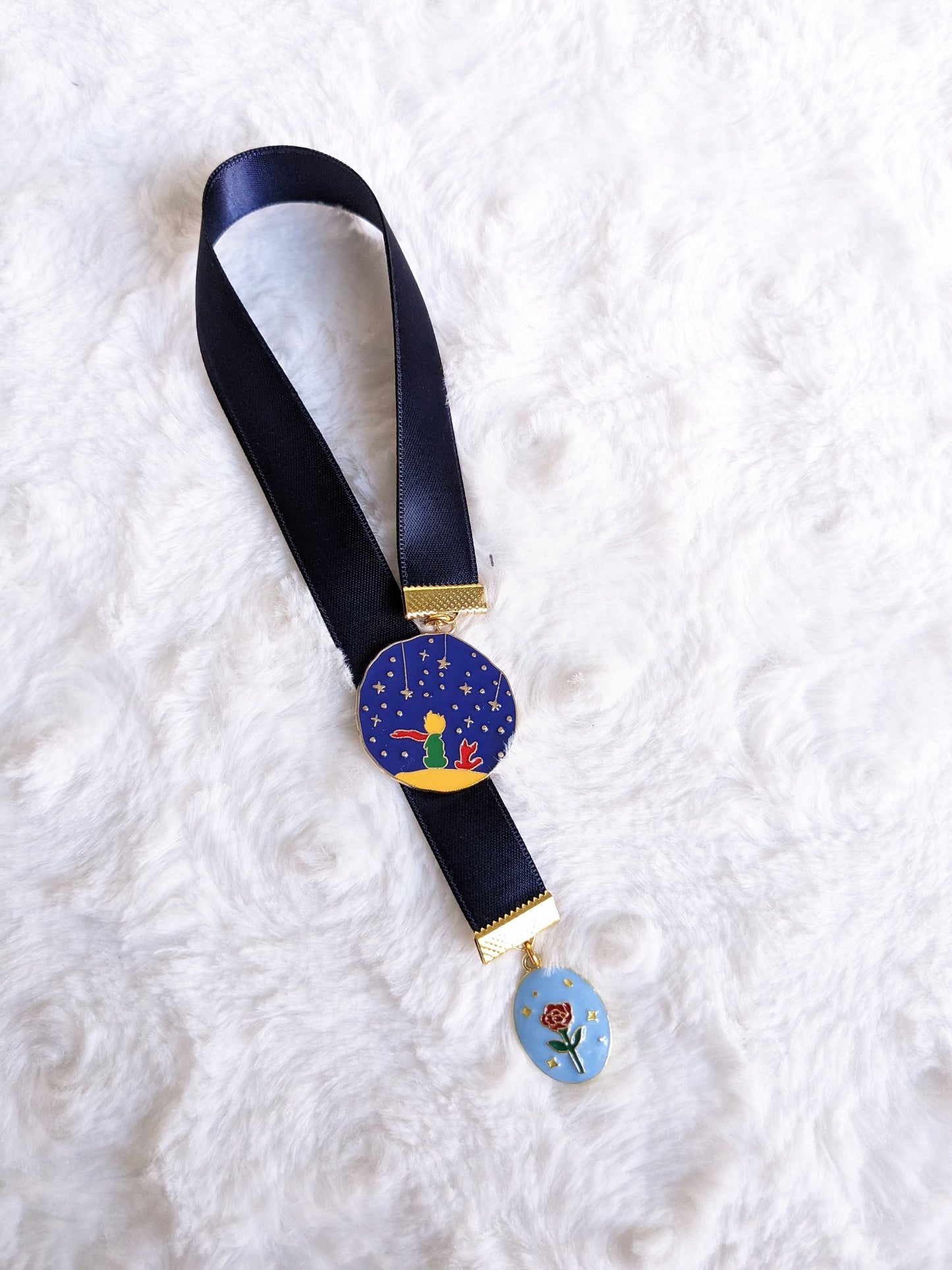 Anti-loss magnetic ribbon bookmark, model of your choice