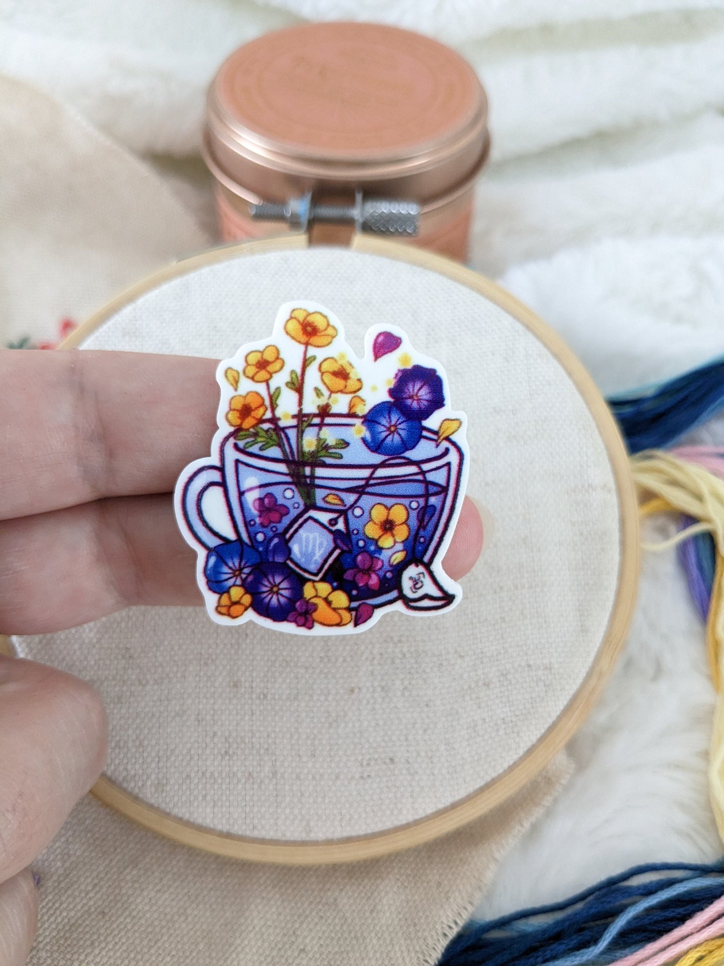 Magnetic needle holder / needle minder "Cup of tea", "Little black cat" or "Chat Café Embroidery"