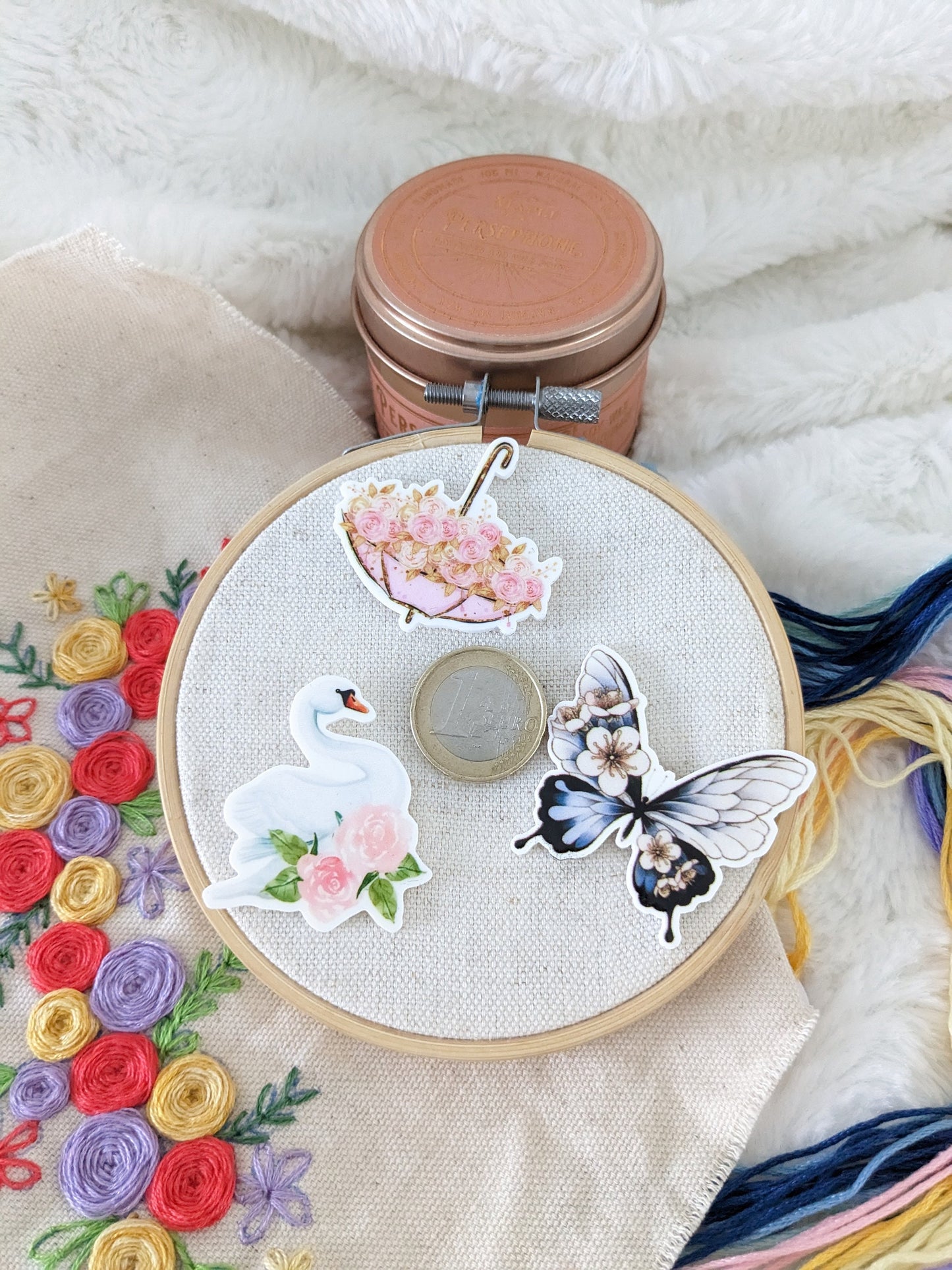Magnetic needle holder / needle minder "Umbrella", "White Swan" or "Flower butterfly"