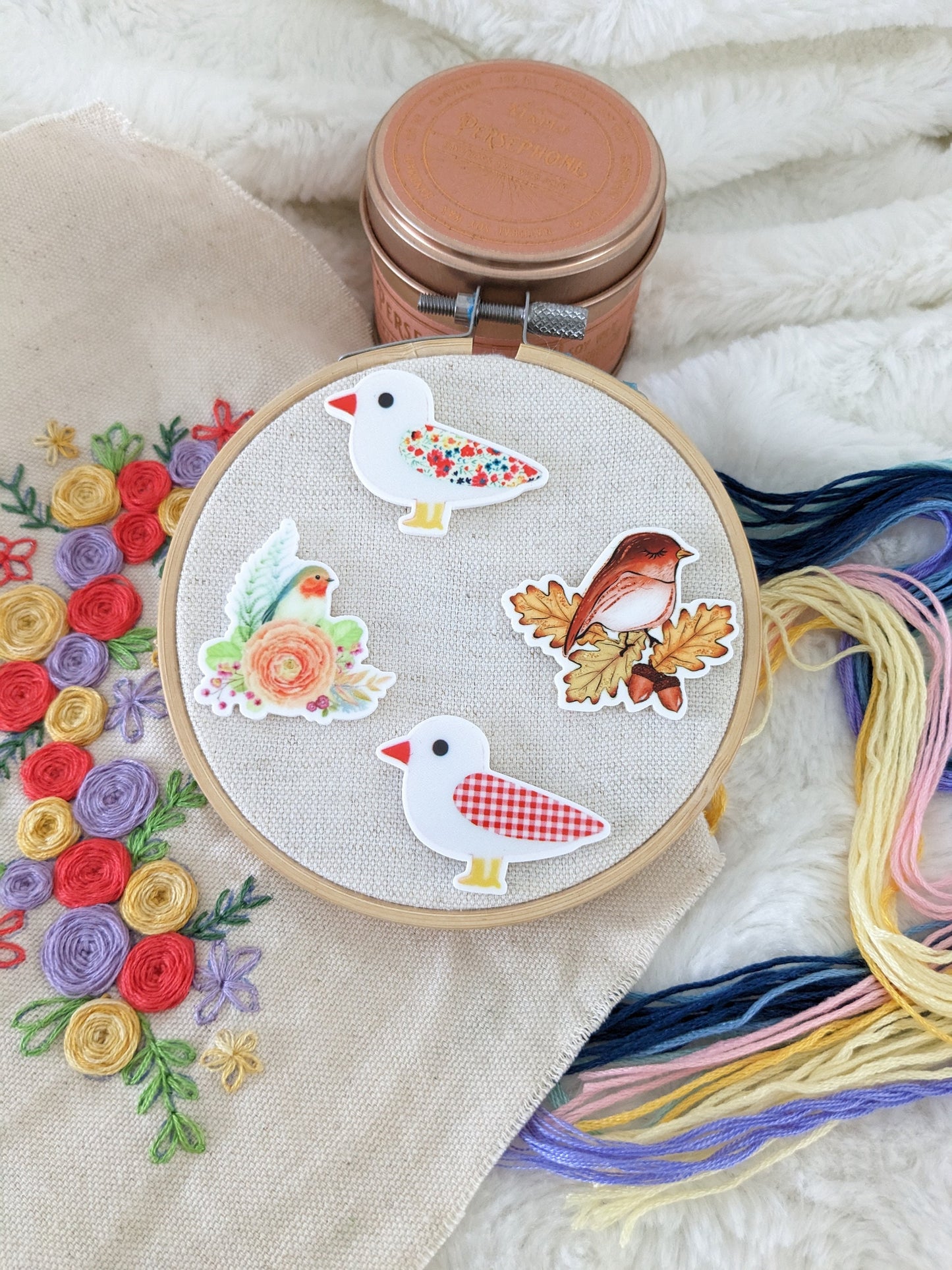 Magnetic needle holder / needle minder "Flowering seagull", "Autumn sparrow", "Gingham seagull" or "Rouge gorge"
