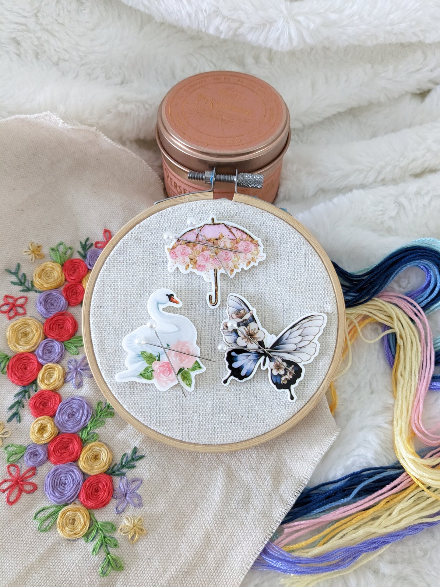 Magnetic needle holder / needle minder "Umbrella", "White Swan" or "Flower butterfly"
