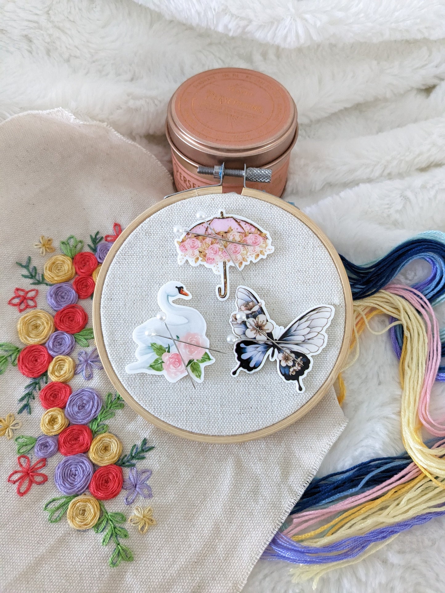 Magnetic needle holder / needle minder "Umbrella", "White Swan" or "Flower butterfly"