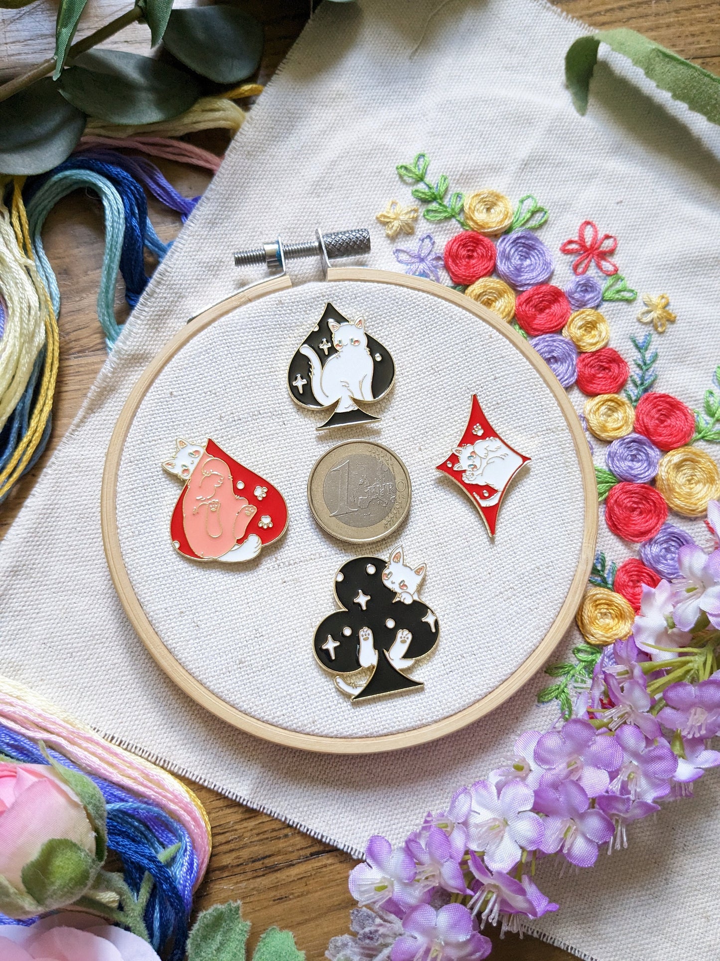 Magnetic needle holder / needle minder "Heart", "Spade", "Diamonds" or "Clover"