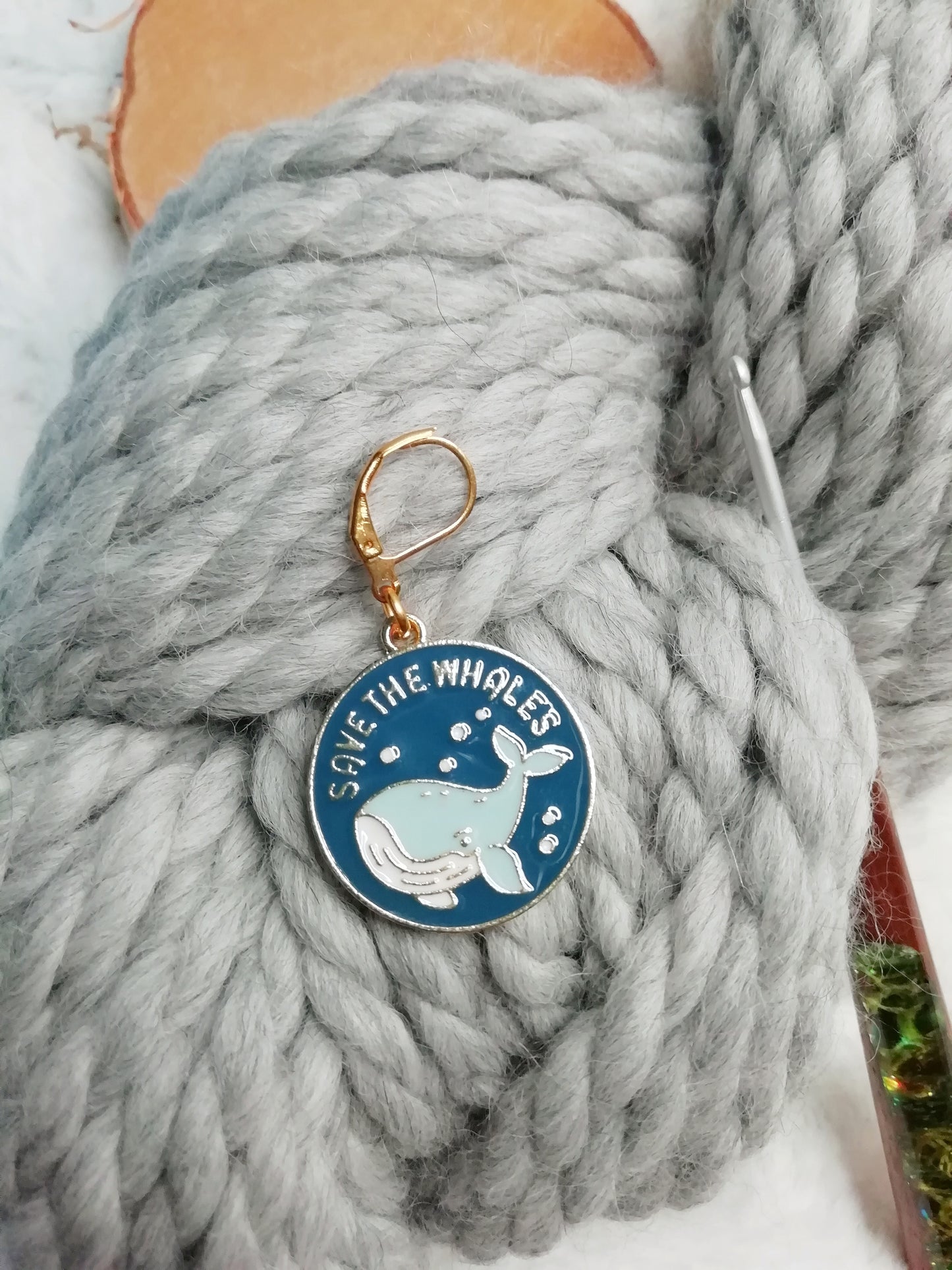 Stitch marker / marqueur de mailles Save the Whales