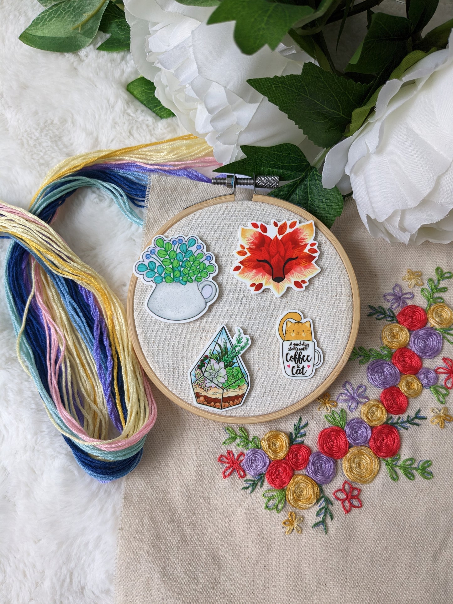 Magnetic needle holder / needle minder "Jug and plants", "Terrarium", "Cat and coffee" or "Leafy fox"