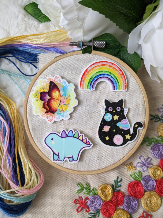 Magnetic needle holder / needle minder "Rainbow", "Pastel butterfly", "Pastel dino" or "Universe cat"