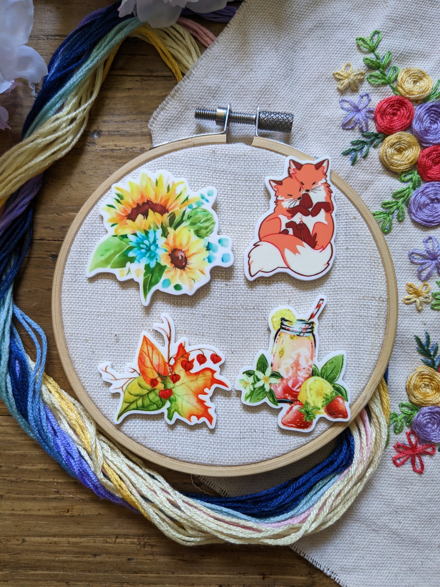 Magnetic needle holder / needle minder "Fox cuddle", "Sunflower", "Strawberry lemonade" or "Autumn leaves"