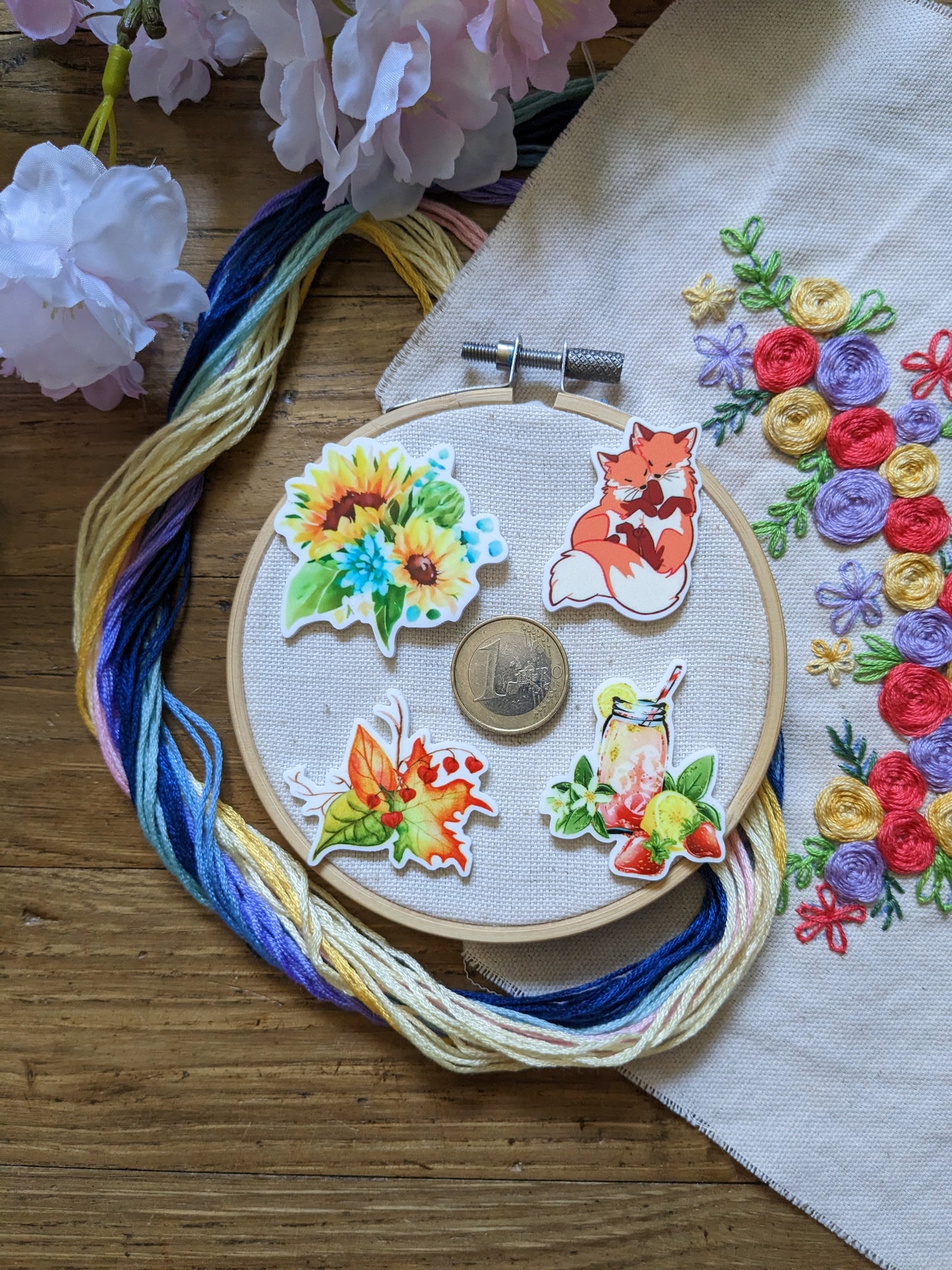 Magnetic needle holder / needle minder "Fox cuddle", "Sunflower", "Strawberry lemonade" or "Autumn leaves"