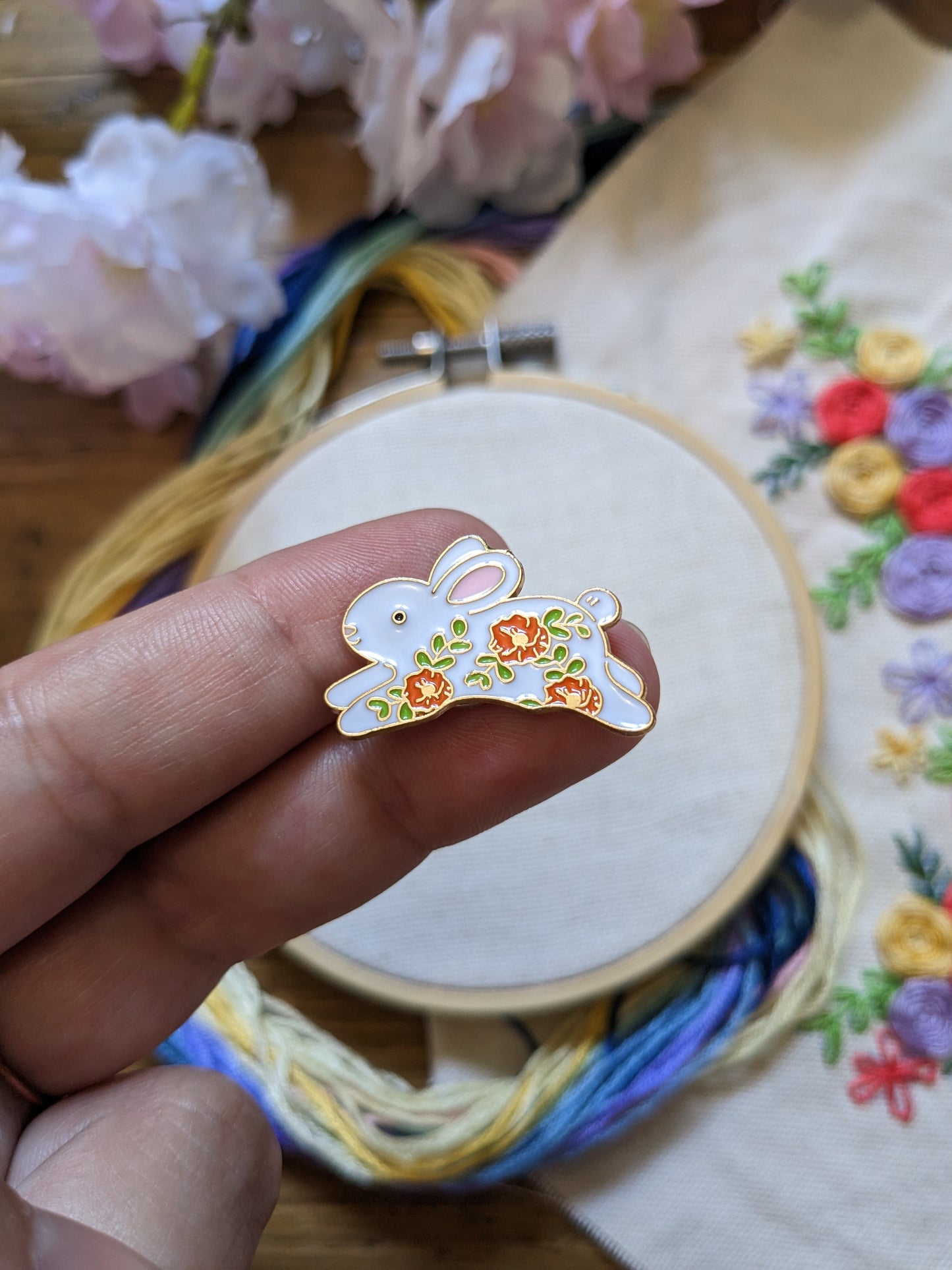 Porte aiguille aimanté / needle minder "Renard à 6 queues", "Renard blanc", "Tortue fleurie" "Lapin fleuri" ou "Escargot fleuri"