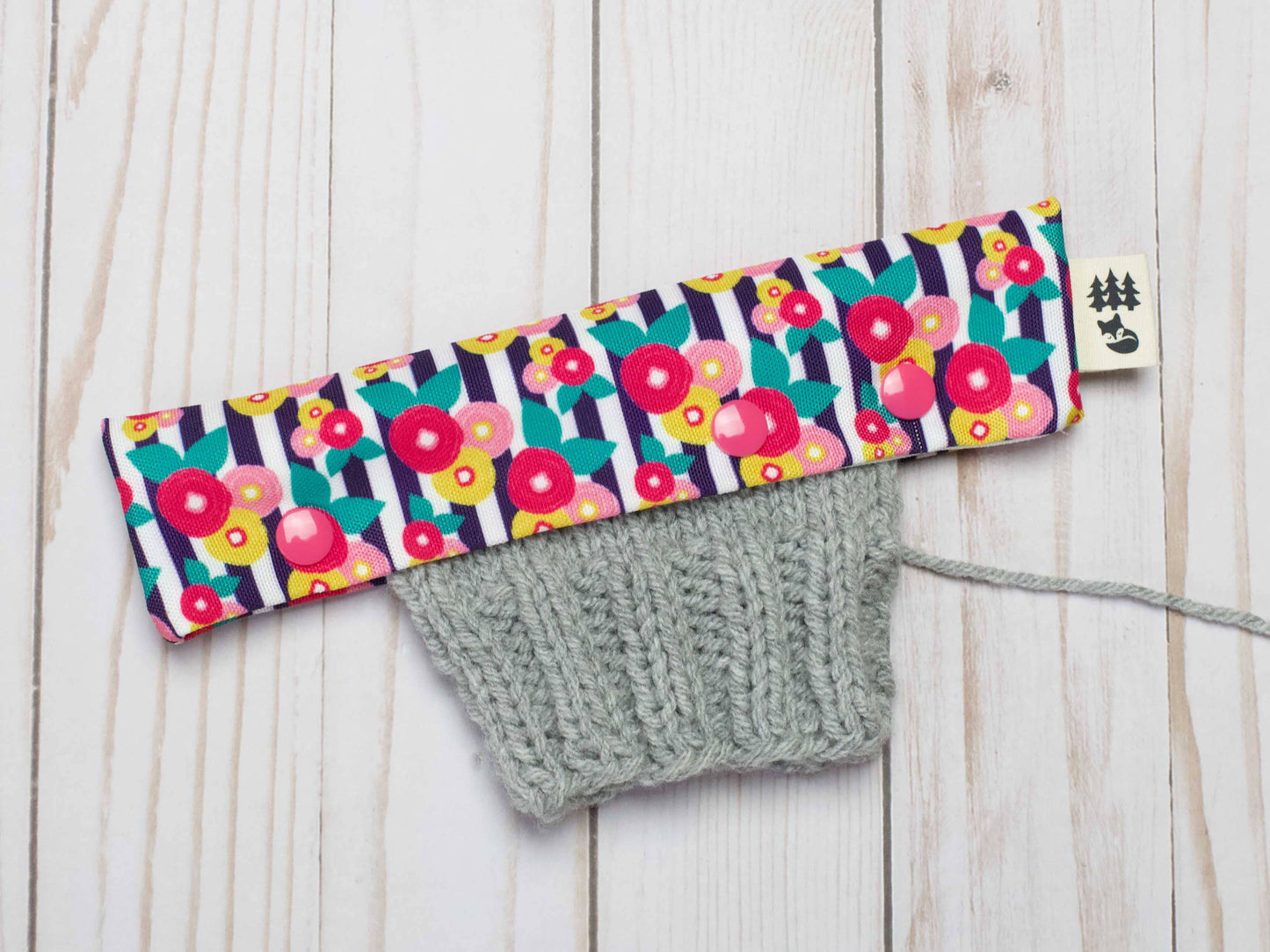Étui pour aiguilles à chaussettes et DPN, motif rayures et fleurs