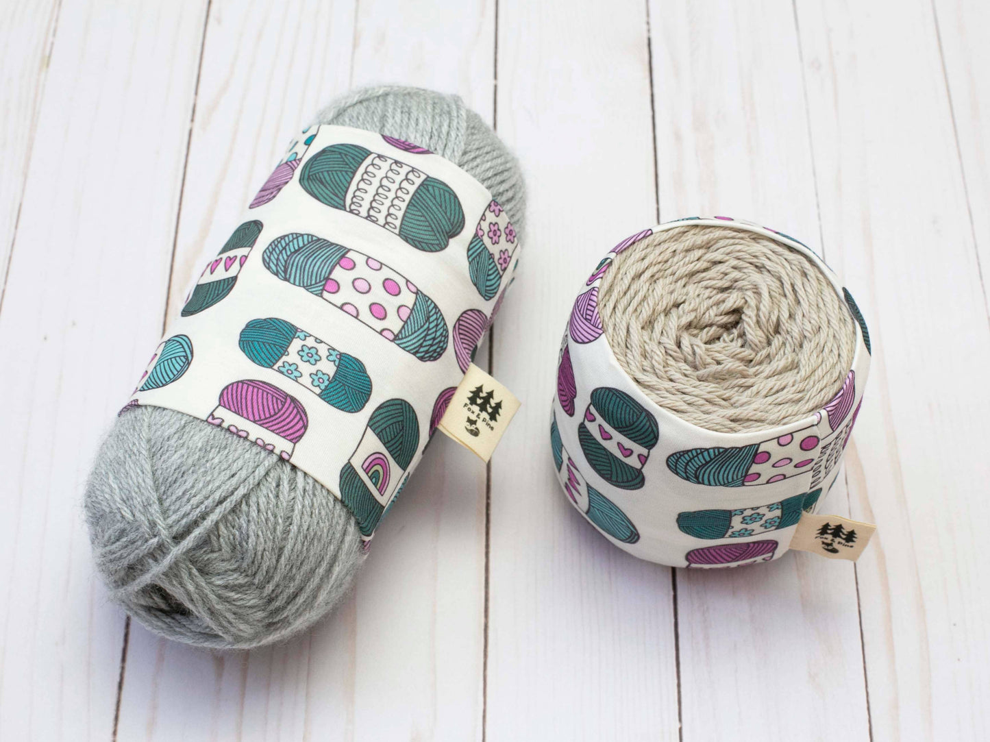 Chaussette à laine motif Pelotes