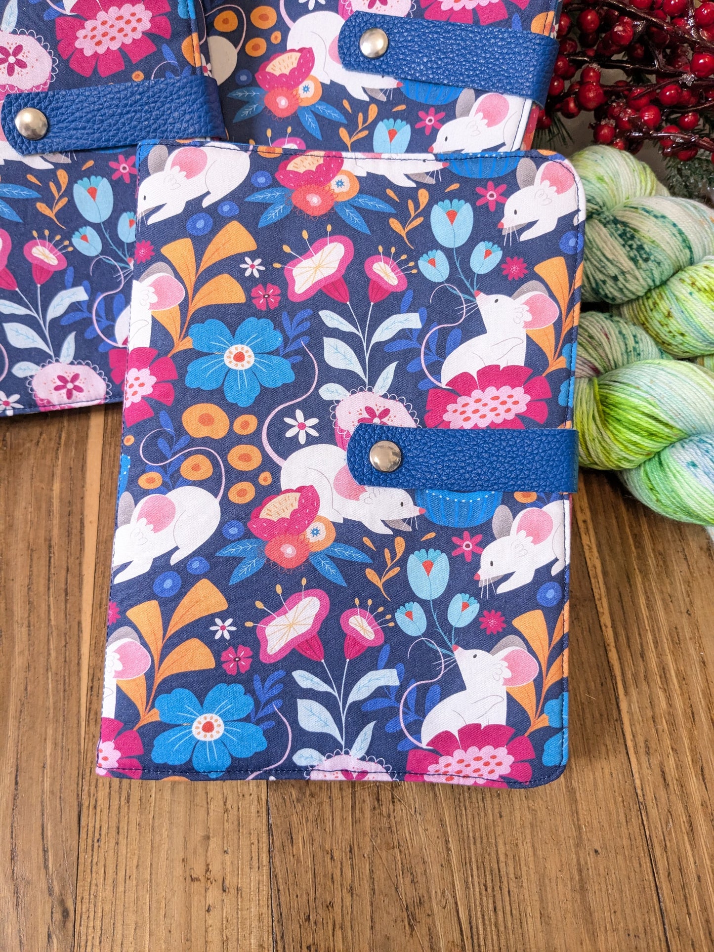 Classeur à aiguilles "Souris fleuries", imprimé Lixy Illustration