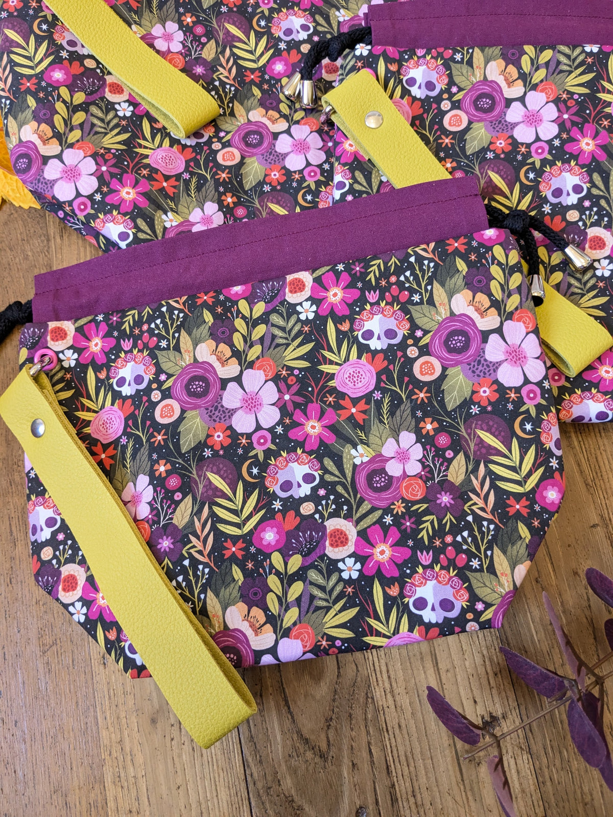Sac à projet "Skulls and flowers" motif Lixy illustration