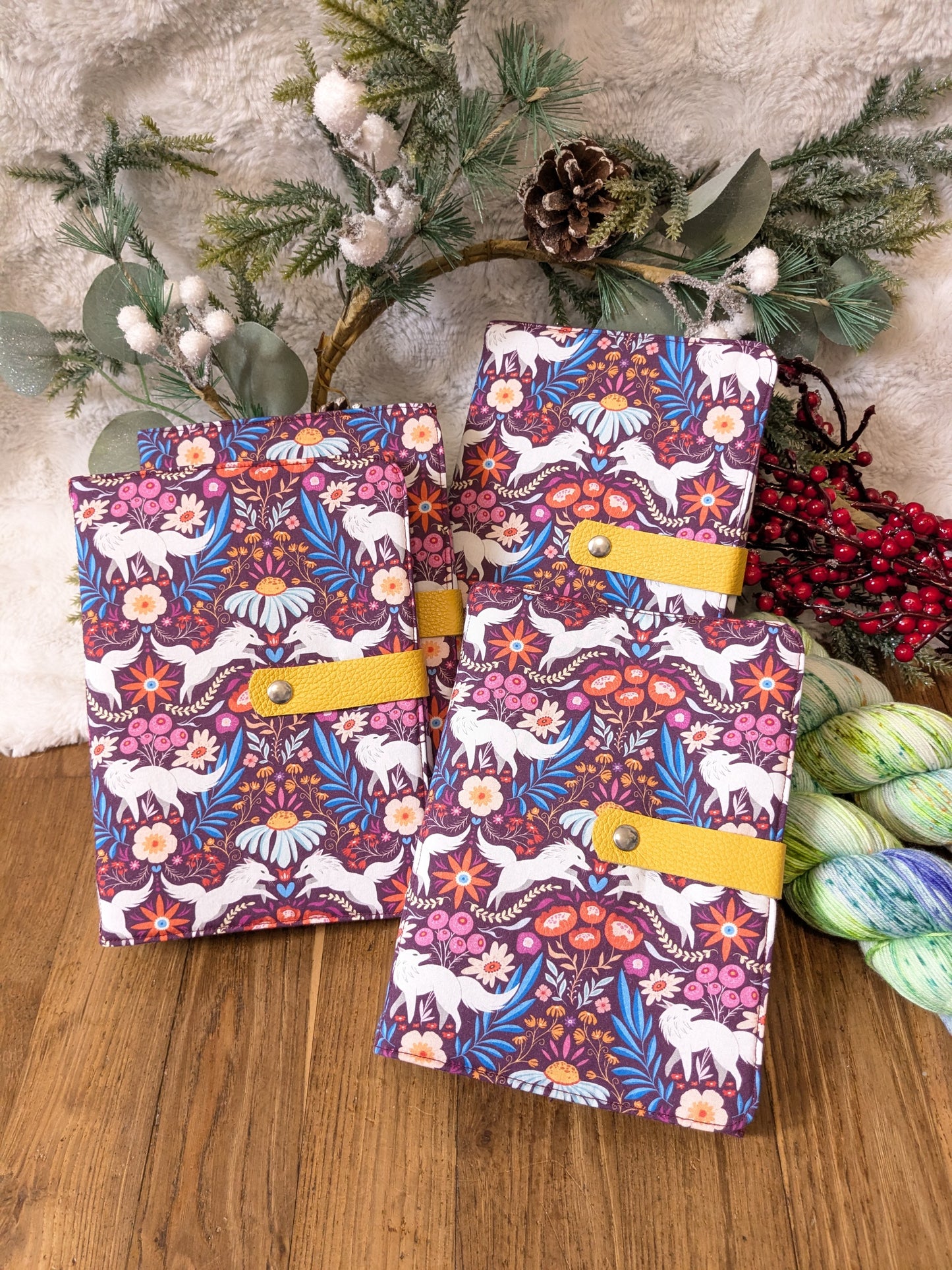 Classeur à aiguilles "Loups blancs", imprimé Lixy Illustration