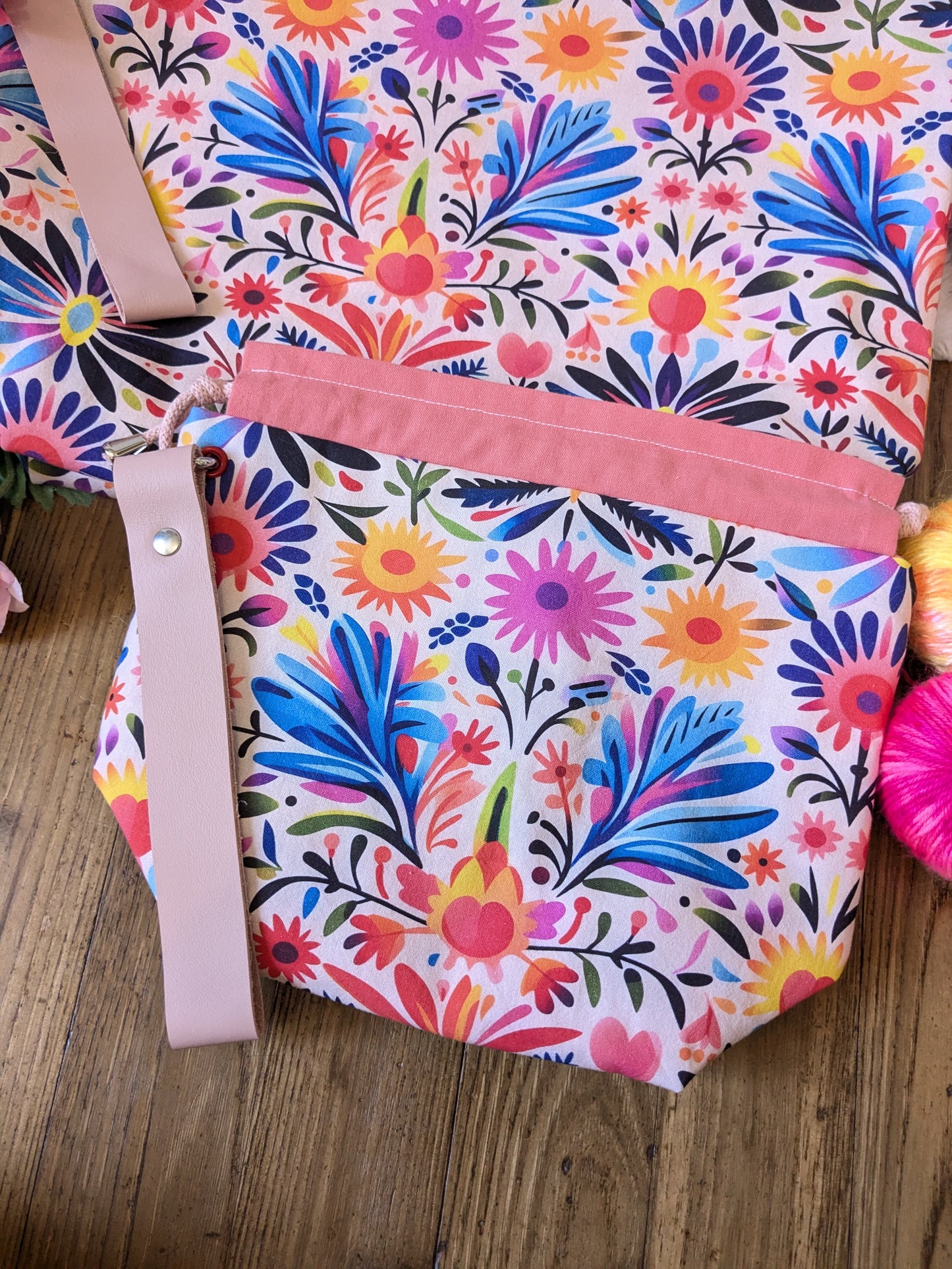 Sac à projet "Fleurs multicolores" motif La malotissu