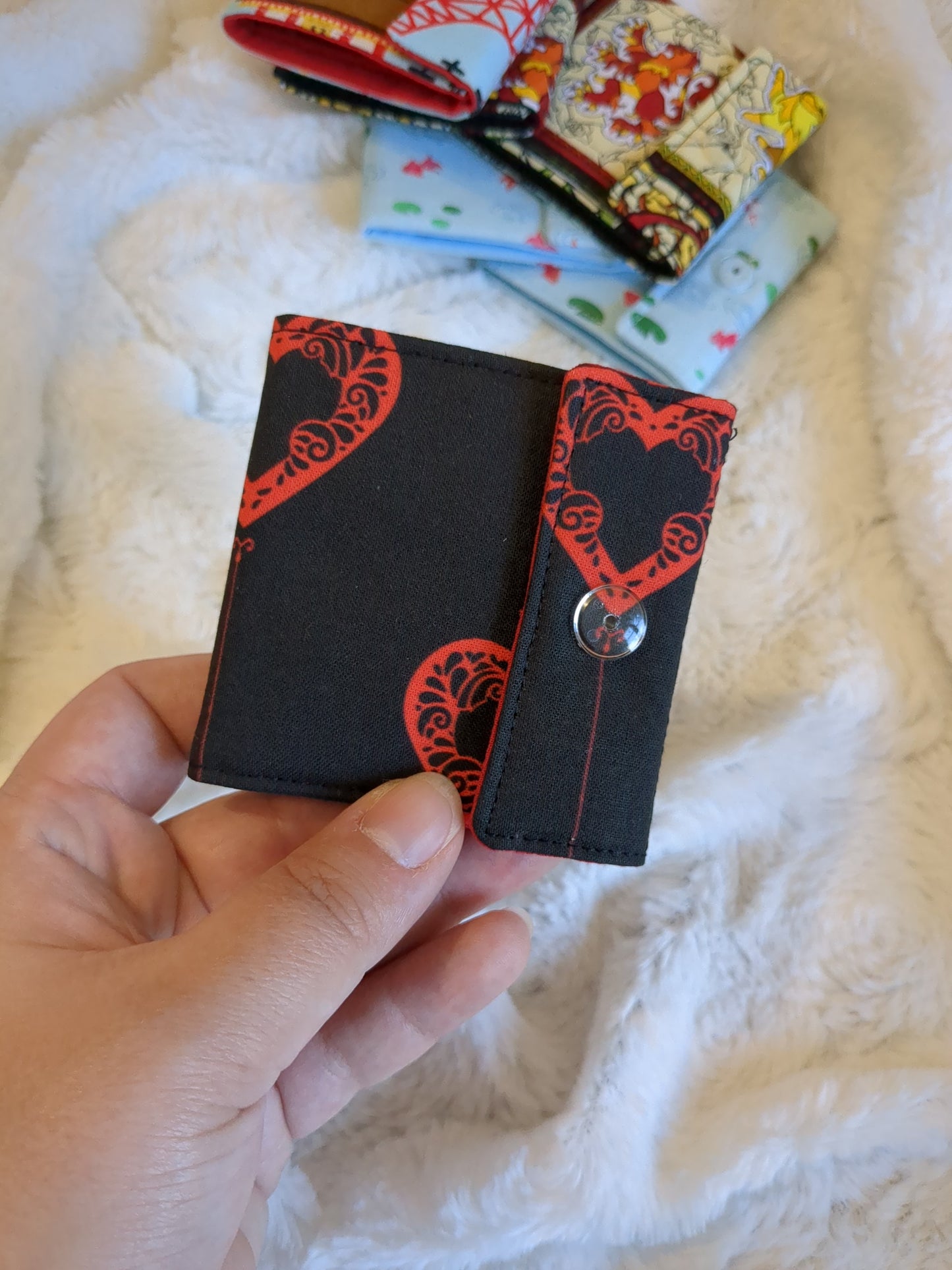 Carnet pique aiguille / porte aiguille de voyage "Étang japonais", "Japon", "Wizard" et "Reine de cœur"