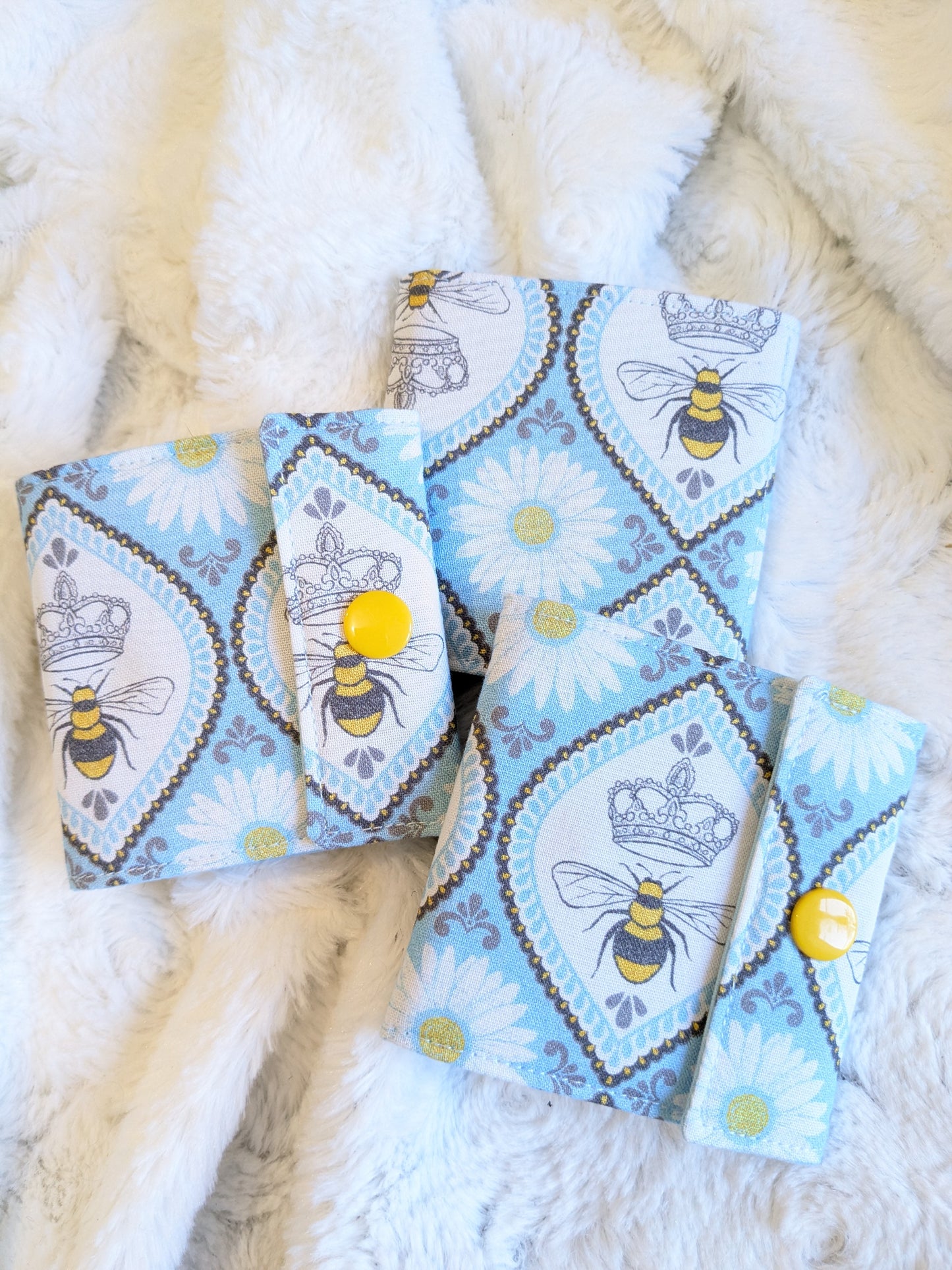 Carnet pique aiguille / porte aiguille de voyage "Bee", "Cup of tea" "Chat et thé" et "Écureuil"