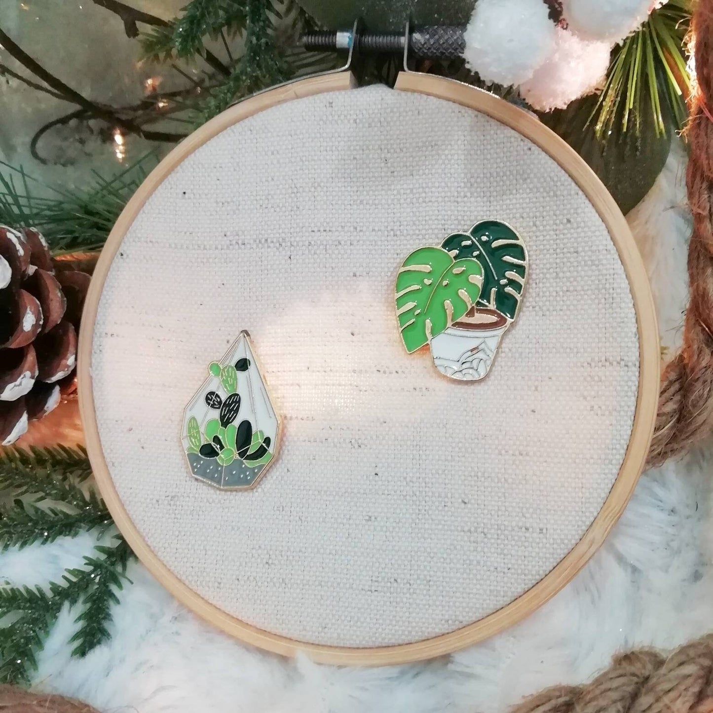 Porte aiguille aimanté / needle minder "Succulente" et "Monstera"