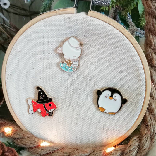 Porte aiguille aimanté / needle minder "Manchot", "Poisson sorcier", "Lapin sirene"