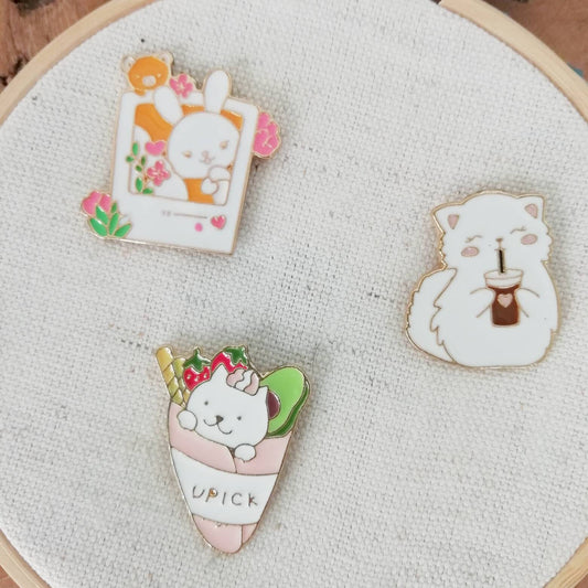 Porte aiguille aimanté pour broderie "Chat et café", "Photo de lapin", "Roulé de chat"