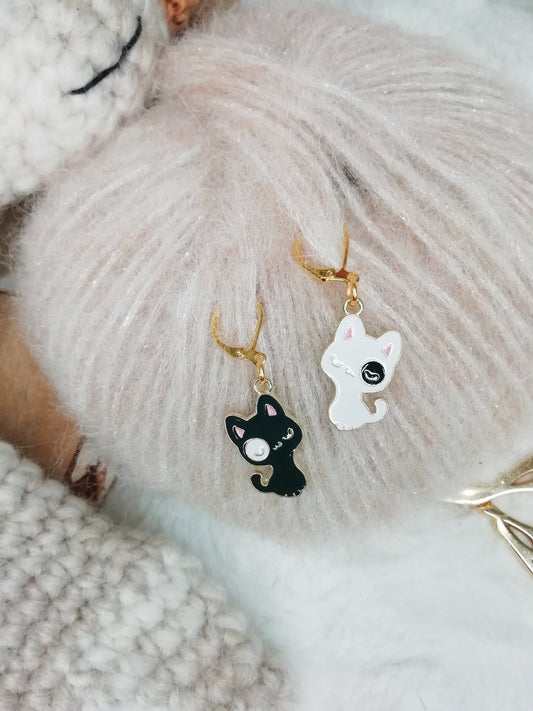 Stitch marker / marqueur de maille Chat black and white