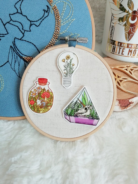 Porte aiguille aimanté / needle minder "Terrarium licorne", "Ampoule fleurie" ou "Jarre lapin"