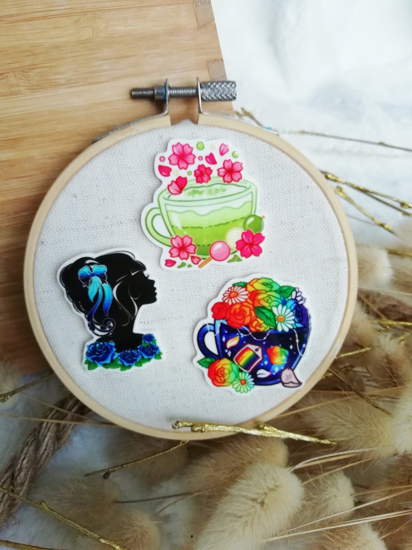 Porte aiguille aimanté / needle minder "Silhouette", "Thé multicolore" ou "Matcha aux fleurs"