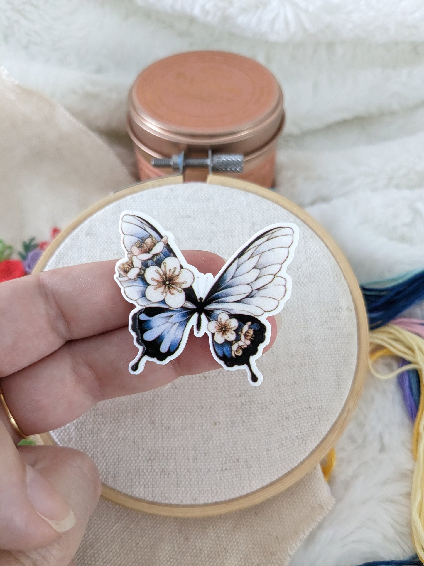 Magnetic needle holder / needle minder "Umbrella", "White Swan" or "Flower butterfly"